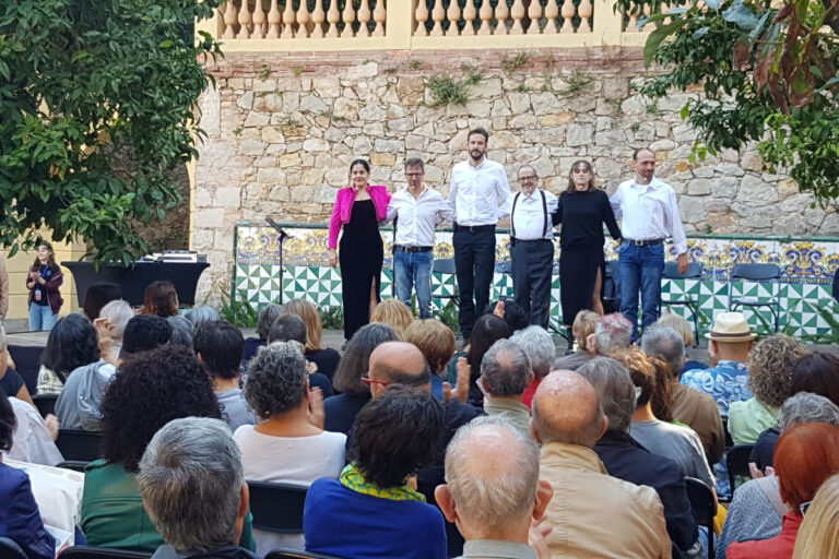 Baixant de la Font del Gat, cent anys després ha tornat a Montjuïc